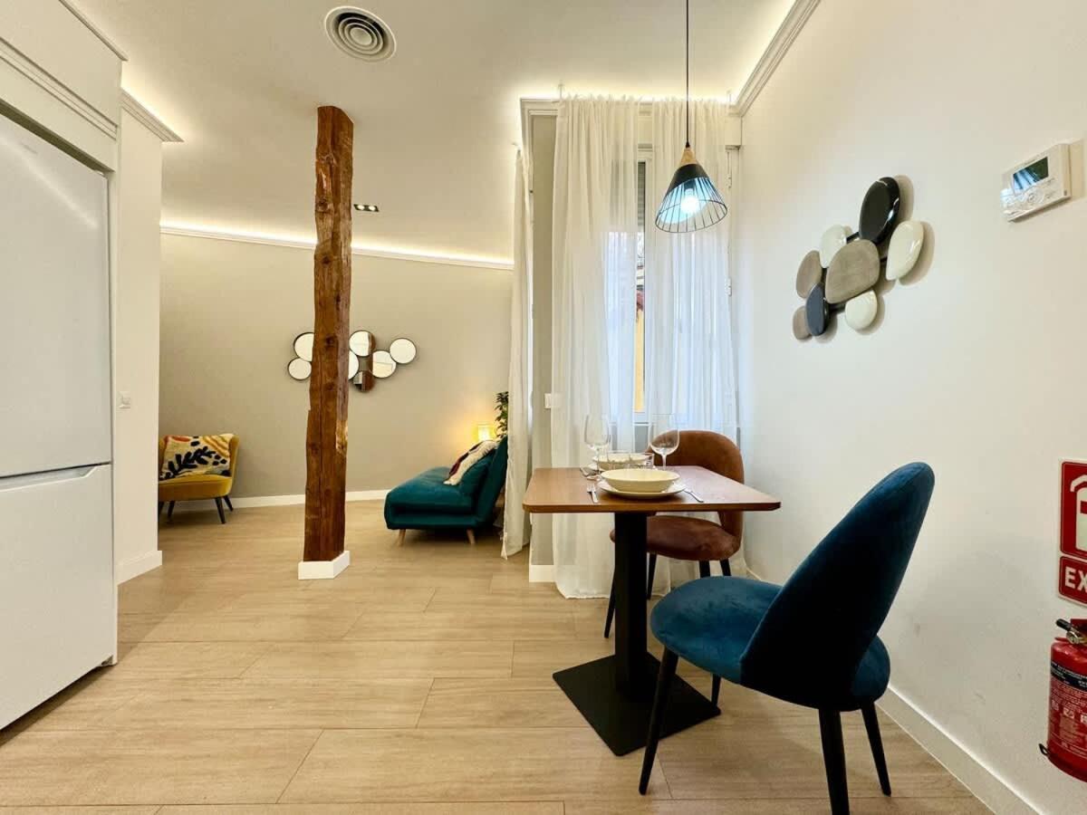Plaza Mayor Cozy Private Apartment With Ac Madrid Luaran gambar