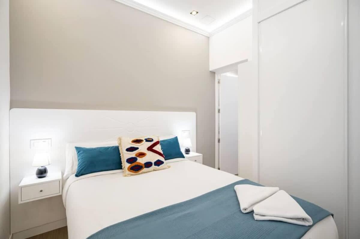 Plaza Mayor Cozy Private Apartment With Ac Madrid Luaran gambar