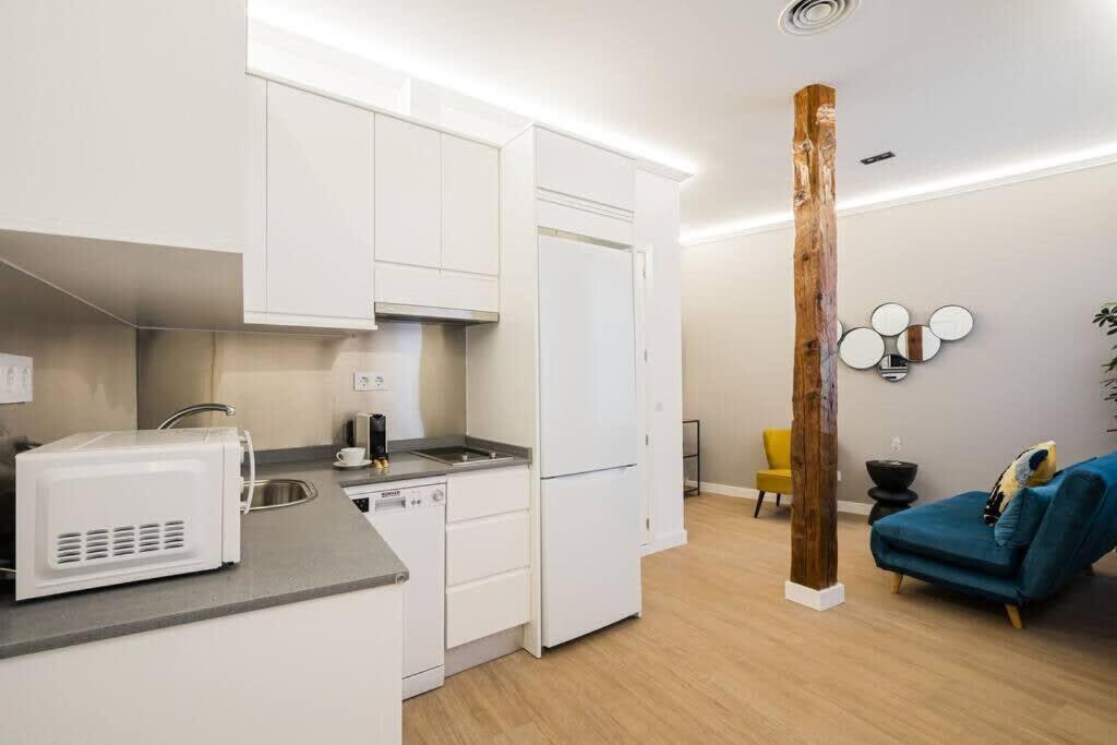 Plaza Mayor Cozy Private Apartment With Ac Madrid Luaran gambar